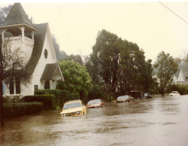 El Niño Flood, Brighton Avenue, Bolinas
